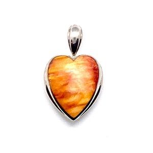 Kabana Spiny Oyster Inlaid Heart Pendant